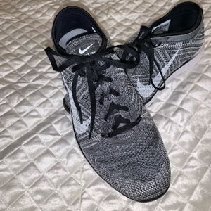 Nike free run Flyknit. Size 8